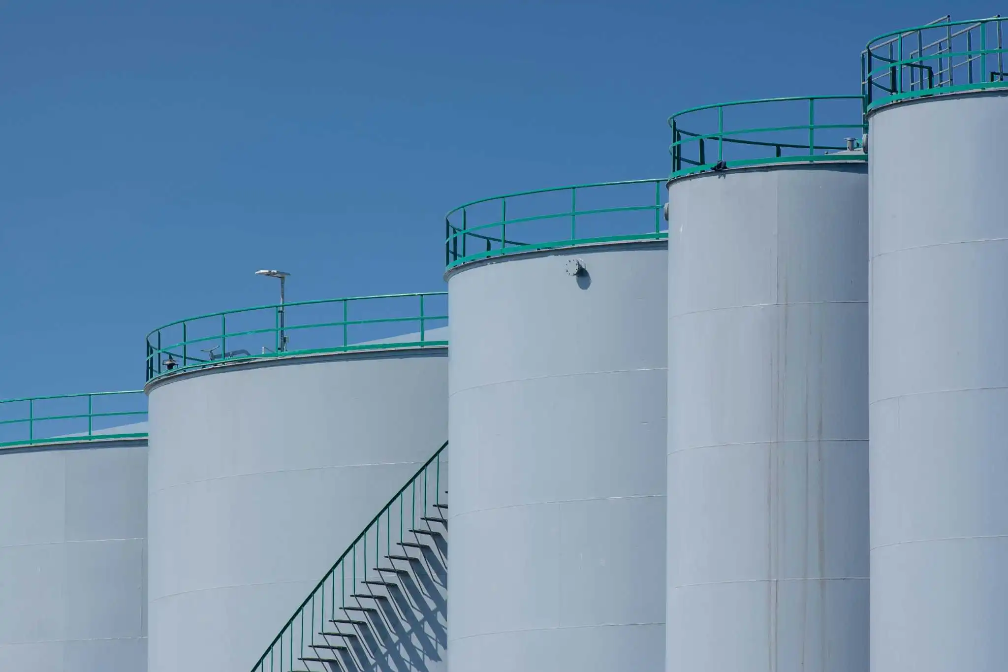 safety-expert-witness-confined-space-storage-tanks